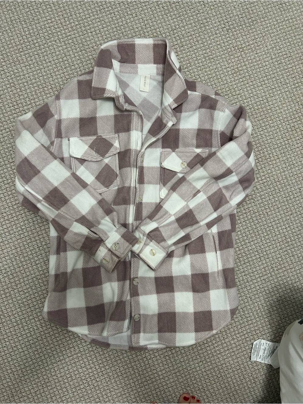 Women’s' Plaid Button-Up Shirt Jacket in Light Brown & White